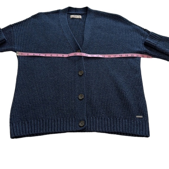Hollister Navy Blue Women's Cardigan - Picture 9 of 10